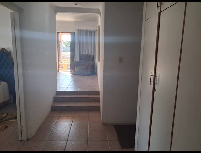 3 BEDROOM HOUSE FOR SALE IN CRAIGIEBURN